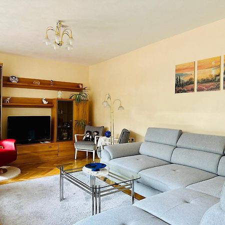 2,5-Zimmerwohnung Mit Terrasse - Keine Monteure Марбах ам Некар Екстериор снимка