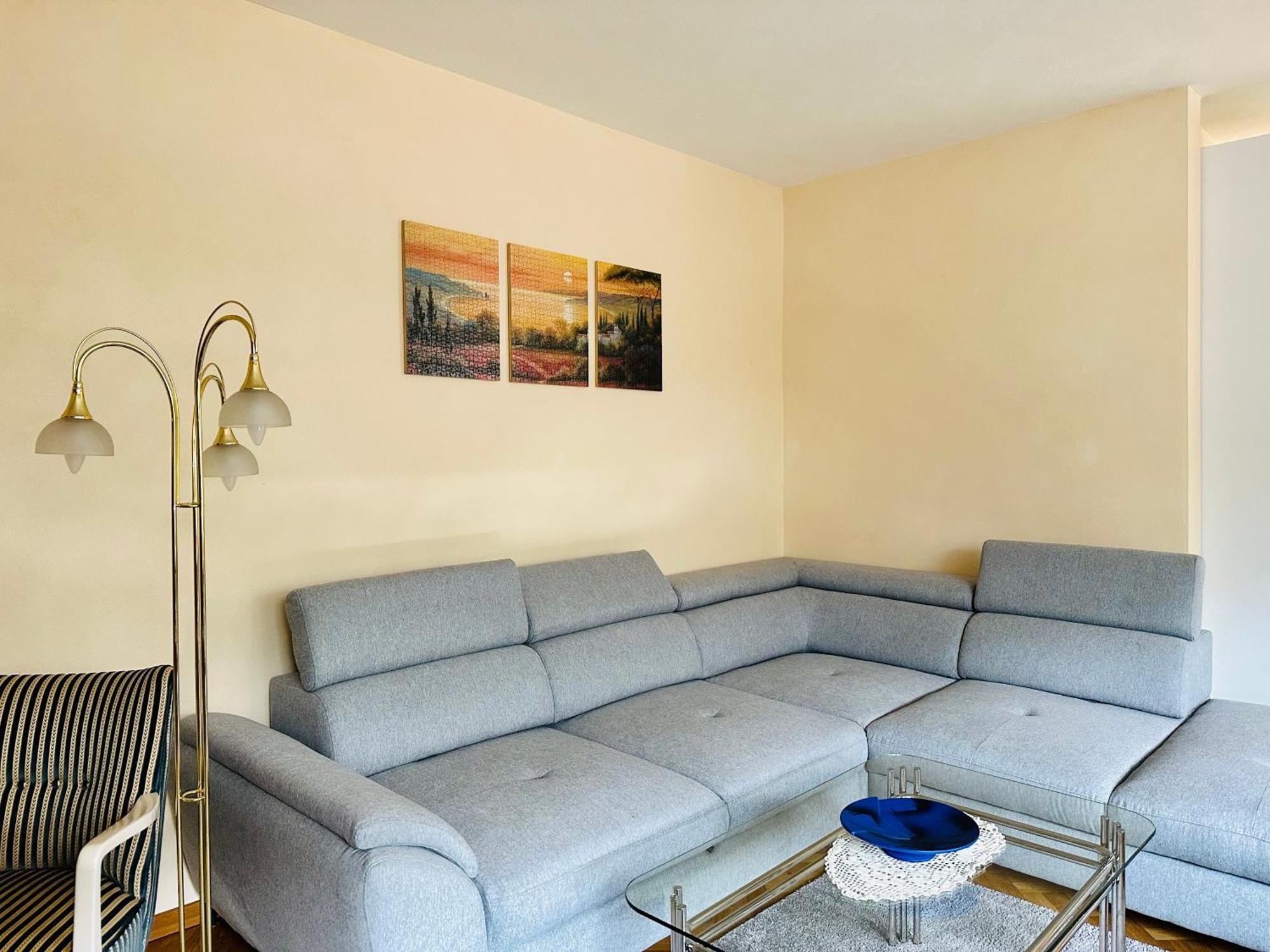 2,5-Zimmerwohnung Mit Terrasse - Keine Monteure Марбах ам Некар Екстериор снимка