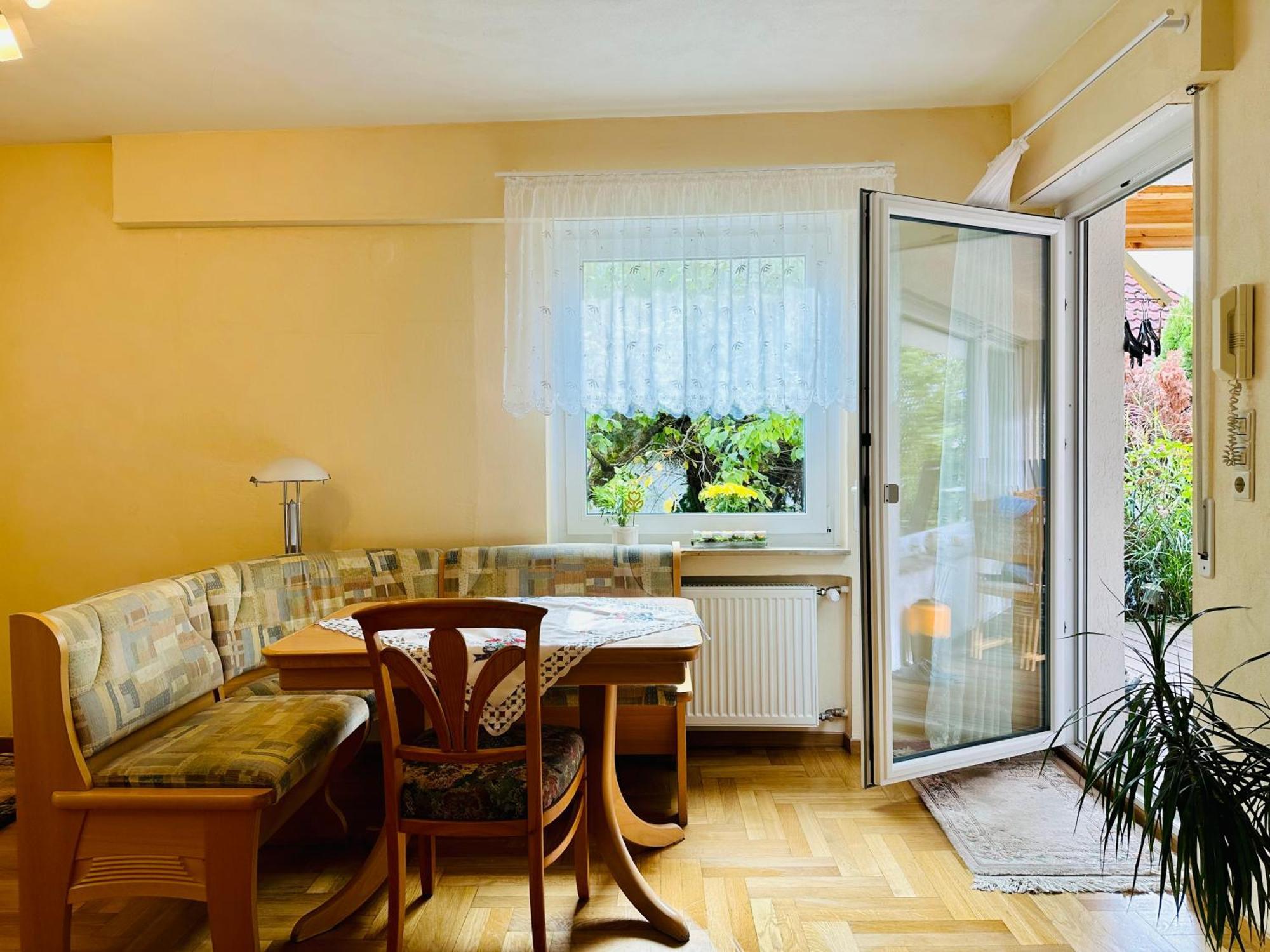 2,5-Zimmerwohnung Mit Terrasse - Keine Monteure Марбах ам Некар Екстериор снимка