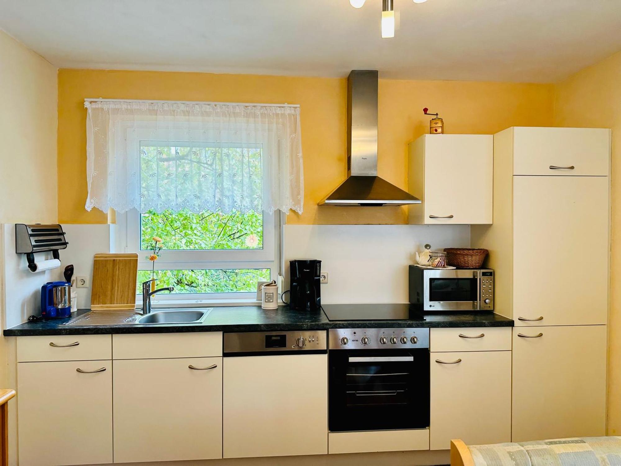 2,5-Zimmerwohnung Mit Terrasse - Keine Monteure Марбах ам Некар Екстериор снимка